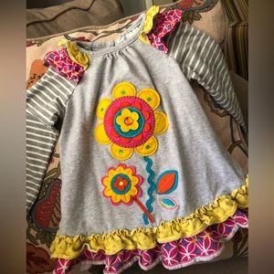 Beautiful Flower Appliqué Girls Top